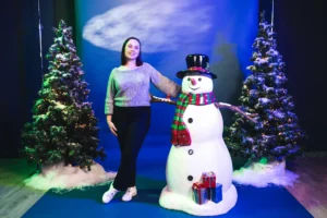 ChristmasP rops Clownfish WebR es Snowman jpg 300x200