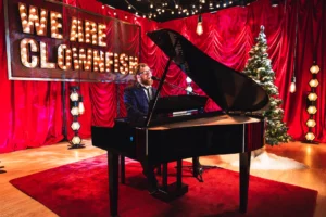 Clownfish Yuletide 1 jpg 300x200