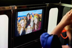 Greenscreen Supreme scaled 1 300x200