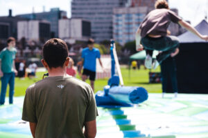 Last One Standing 8 480x320