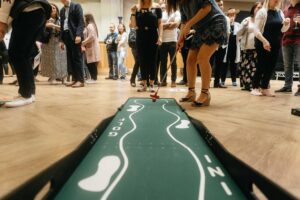 Saffery Gameopoly crazy golf 1 scaled 1 300x200