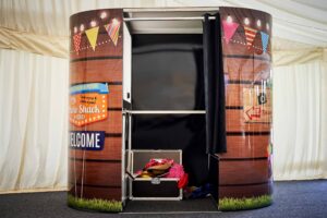 Summer Shack Photo Booth scaled 1 480x320