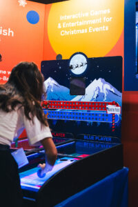 roll a ball reindeer 2 player 2 320x480