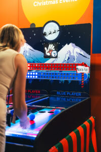 roll a ball reindeer 2 player 7 200x300