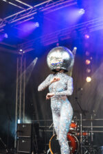 Disco Ball Head Dancers Clownfish Events 09 200x300